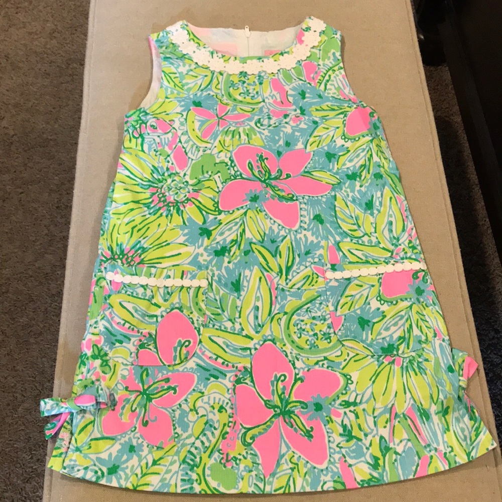 Little girls Lilly classic shift size 7